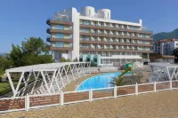 Alean Family Biarritz Hotel - Beach