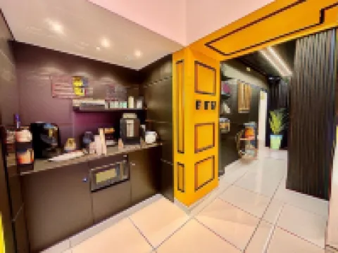 エレガンス・ルームズ・スパッカナポリ ナポリのホテル