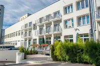 Aparthotel Przy Plaży فنادق في Wiselka