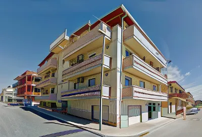 B&B 브레짜 마리나 포살로 Zuleima 주변 호텔