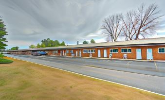 Motel R-100