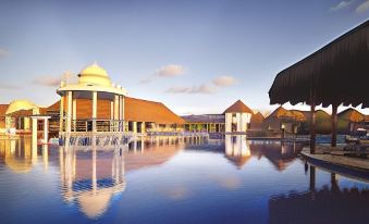 Dreams Sapphire Resort & Spa