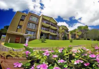 Blue Lagoon Hotel and Conference Centre Hoteles en East London