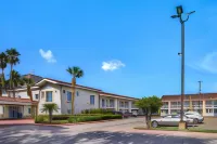 Motel 6 Baytown, TX - Garth Rd Hotels in Baytown
