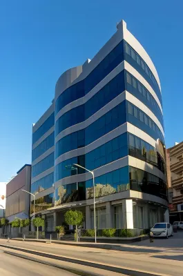 Hôtel Sidi Yahia Hotels near Icosium