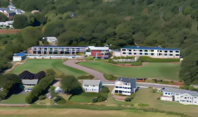 The Vista Hotels in Gloucester