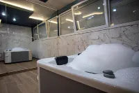 Monogramlux Hotels in Indija