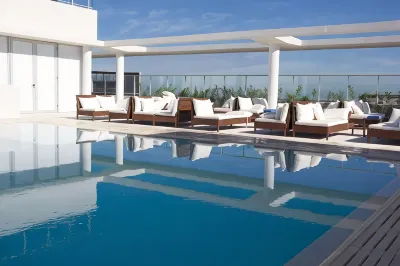 Dazzler by Wyndham Asuncion Hoteles cerca de Shopping del Sol