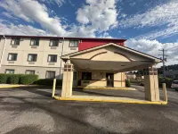 Ramada by Wyndham York Harrisburg Hershey Hotels in York