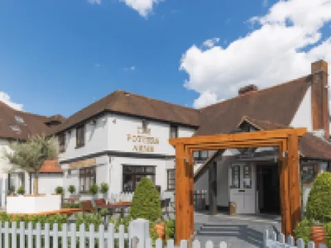 The Potters Arms Hotels in Amersham