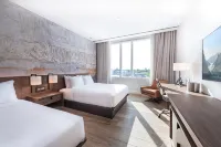 The Hotel & Athletic Club at Midtown Hoteles cerca de Ravenswood Manor