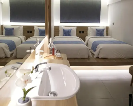 Qubika Boutique Hotel Hotels in Pagedangan