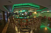 Florencia Plaza Hotel - bar