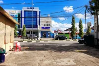 Hotel Rosichan Bau Bau Mitra RedDoorz Hoteles en Wolio