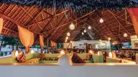 Hakuna Majiwe Beach Lodge