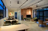 Notting Hill Hotels in Nantou