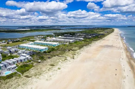 Top Floor; Top Shelf! Views of Sound & Sea! Fully renovated luxe condo!