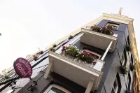 バックステージ ホテル ベルビュー劇場周辺のホテル