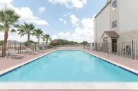 Microtel Inn & Suites by Wyndham Eagle Pass