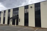 New private suite room inside the apartments building loft by UAB / Downtown.