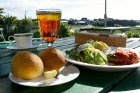 Minamiboso Asian Garden Villa Shirahama - breakfast