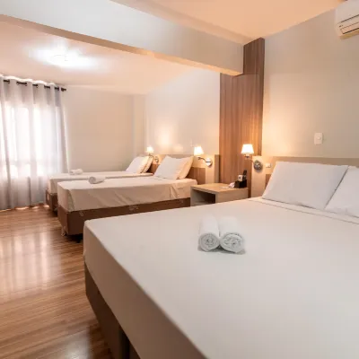 เรเดอ อันดราด เมอร์คาโด โรงแรมใกล้Sacred Art Museum