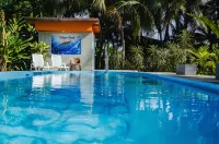 Hotel Tortuguero Beachfront