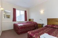 Fernhill Motor Lodge Hotels in Поріруа