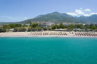 Elegant Beach Hotel - 3-Star