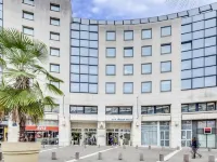 Novotel Paris Charenton le Pont Hotels in der Nähe von Paroisse Saints Anges Gardiens