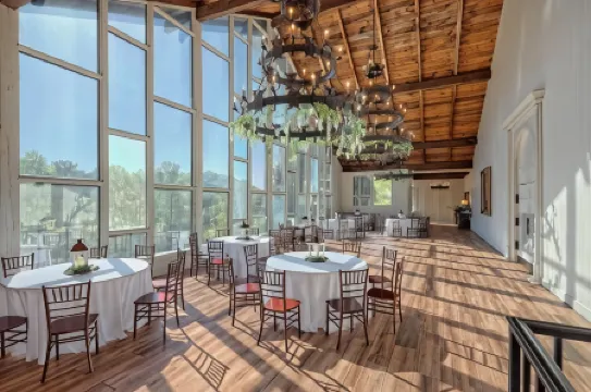 Kingwood Resort & Golf Club