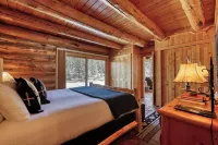 Big Sky - BIG Cabin! Your Winter Dreamland! Stunning, Huge Home on the Gallatin