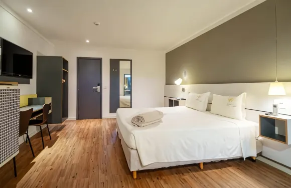 松樹尤尼科拉斯酒店