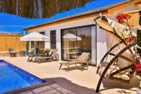 Golden Lighthouse Hotel - Beach