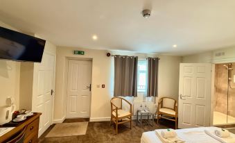 The Woodman Inn