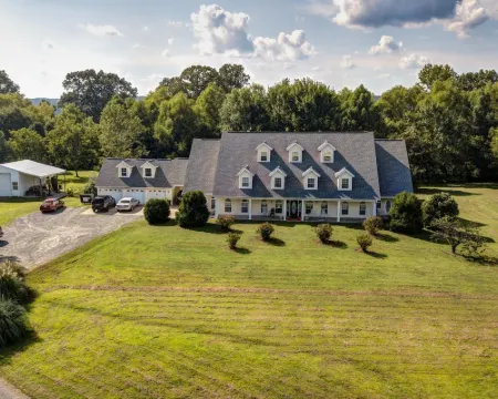 The Abbé House Inn Hotels in Heber Township