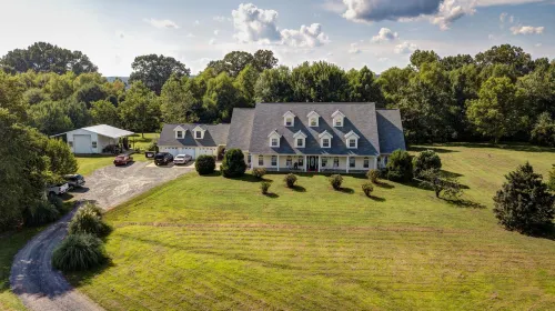 The Abbé House Inn Hotels in Heber Springs
