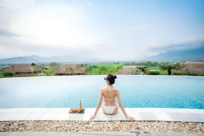 Mường Lò Retreat Các khách sạn gần Đại lý thiết bị vệ sinh gạch ốp lát huệ tiếp