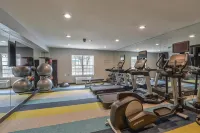 MainStay Suites - 3-Star