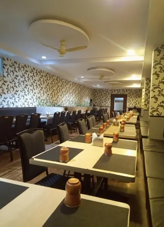 Hotel Bhaskara Отели в г. Читур