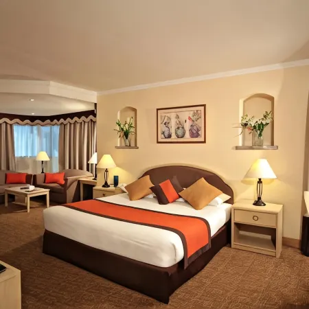 Novel Hotel City Center