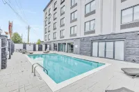Wingate by Wyndham Tuscaloosa - Parkplatz