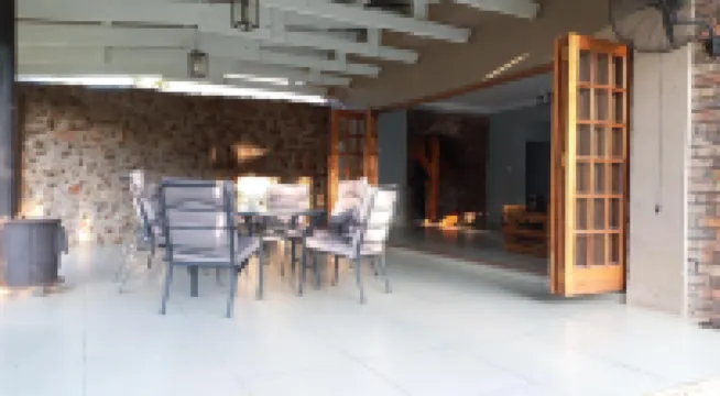 Snl Guesthouse at Visarend