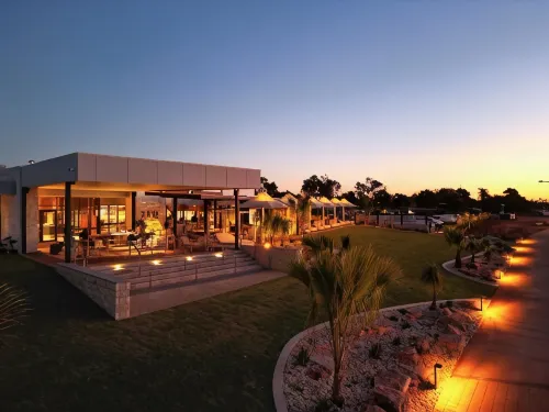 Hedland Hotel - Beach