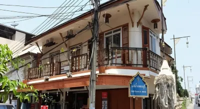 JJ. Home Petchaburi  호텔