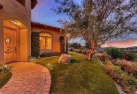 The Sunset House San Diego country living close to the beach!