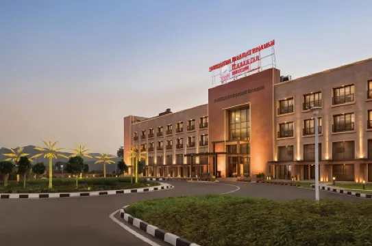 Ramada Encore by Wyndham Statue of Unity