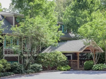 Mountain Retreat With Great View and Calm Winds