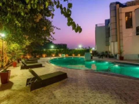 Tdi Club Retreat Hotels in Mohali