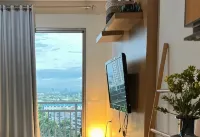 Springwood Residences by Kakarama Room